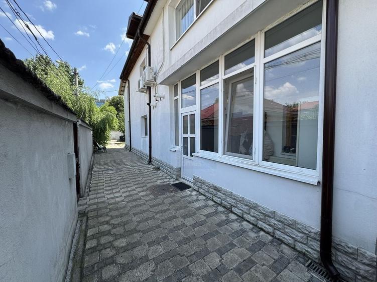 Casa cu 7 camere de vanzare in zona *Regie-Belvedere* - 46
