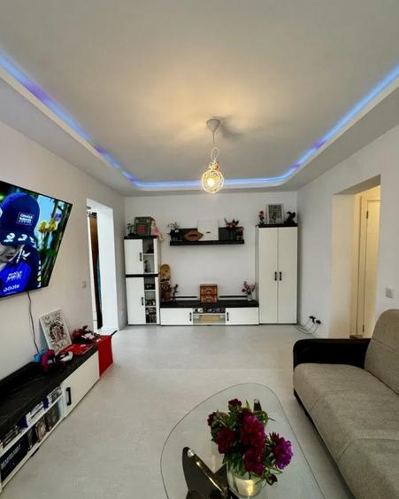 Apartament cu 2 camere semidecomandat, mobilat în Grigorescu