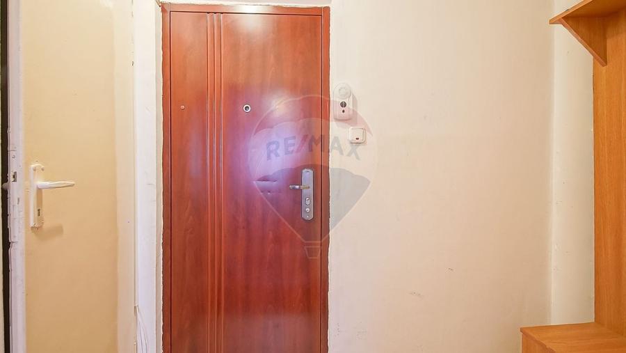 Garsonieră semidecomandată, mobilată în Bartolomeu