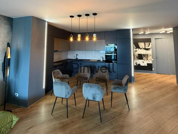 Apartament cu 3 camere, mobilat în Central