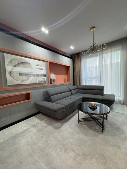 Apartament cu 2 camere decomandat în Universitate