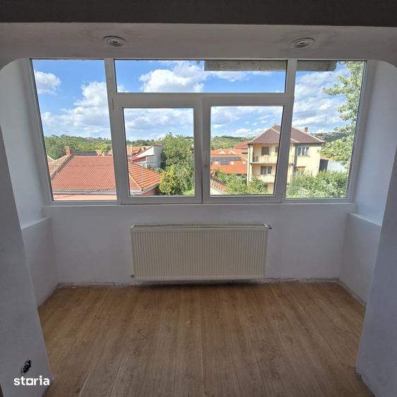 Apartament cu 3 camere în Rogerius