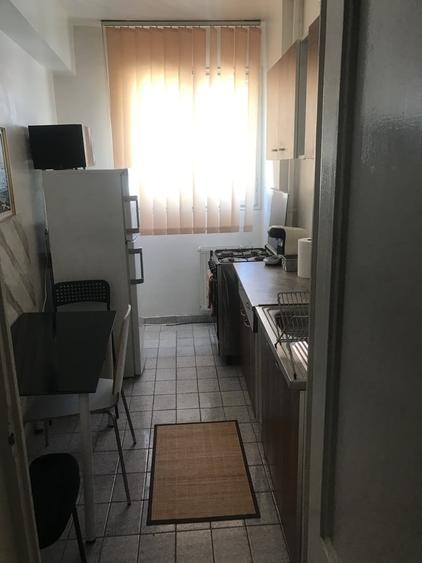 Apartament cu 2 camere semidecomandat în Calea Victoriei