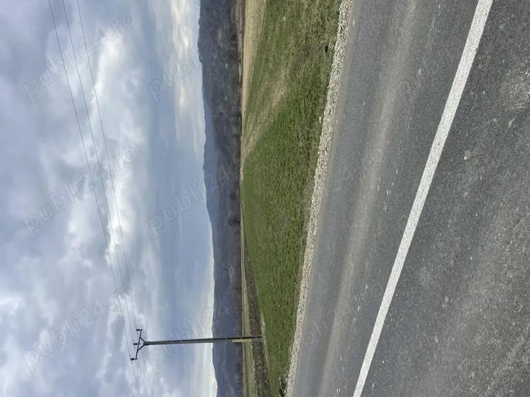 Teren de 3145 mp, în Mănăstirea Cașin