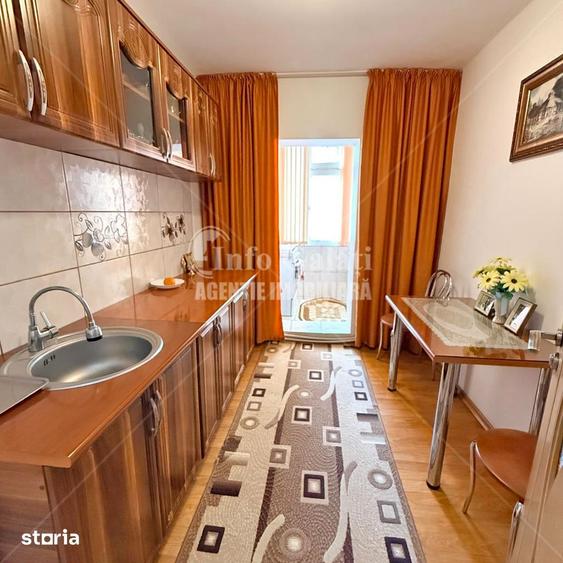Apartament cu 2 camere în Micro 17