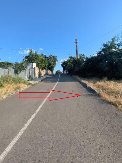 Teren de 415 mp, în Adjudu Vechi