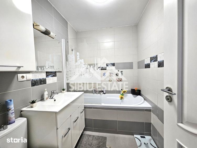 Apartament cu 2 camere decomandat în Central