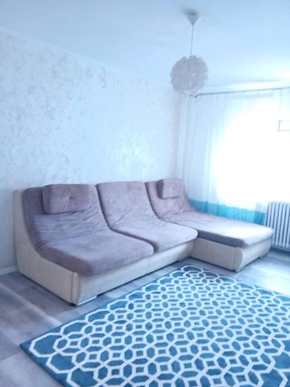 Apartament cu 2 camere decomandat în Metalurgie