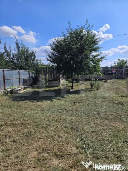 Casă cu 5 camere cu Teren 524 Mp în Găești