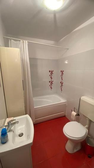 Apartament cu 2 camere decomandat în Progresul
