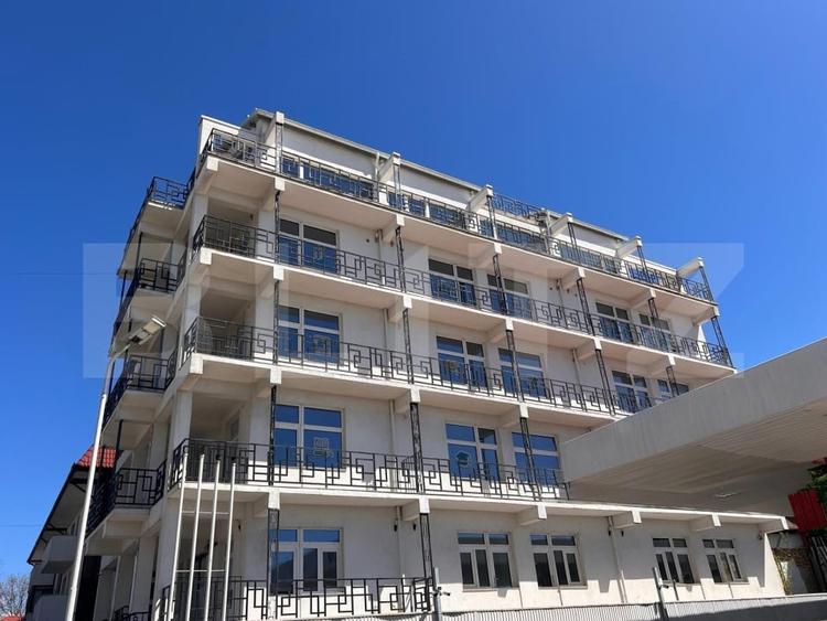 Spațiu comercial, de 1,300 mp, în Calea Severinului