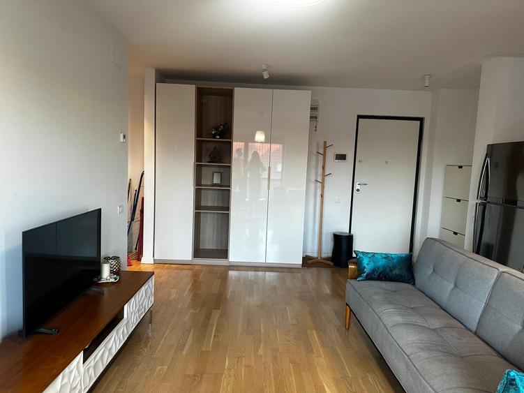 Apartament cu 2 camere semidecomandat în Domenii