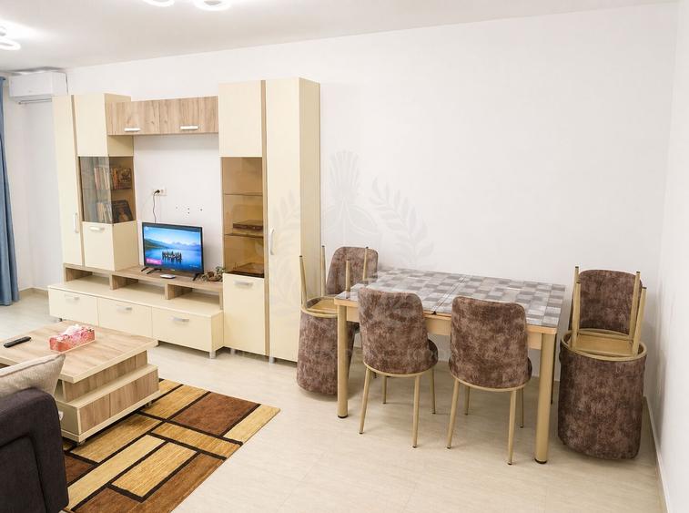 Apartament cu 2 camere decomandat, mobilat în Republicii