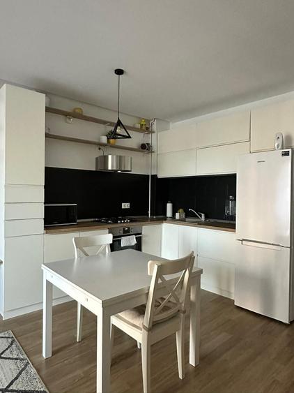Apartament cu 2 camere semidecomandat în Tineretului