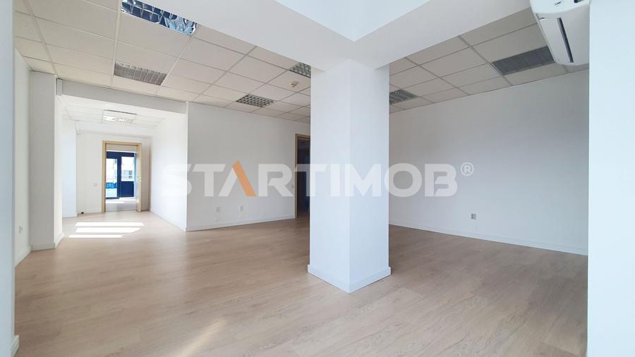 Birou, de 320.73999023438 mp, în Centrul Civic