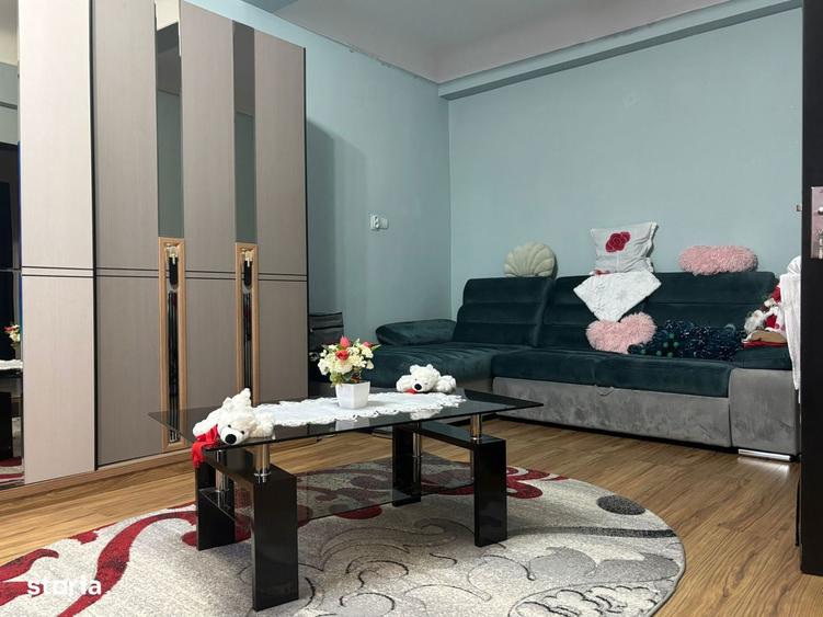 Apartament cu 2 camere semidecomandat, mobilat în Unirii