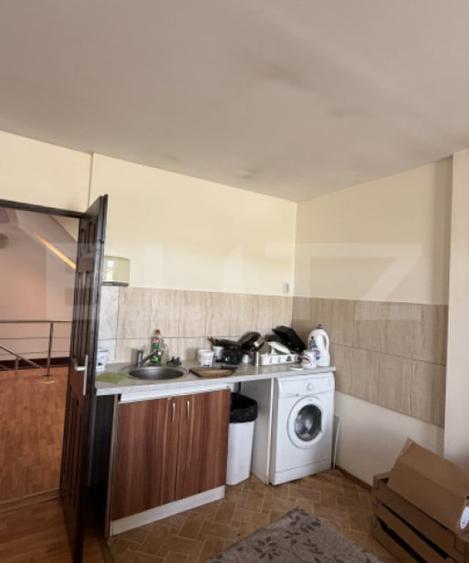 Apartament cu 5 camere decomandat în Central