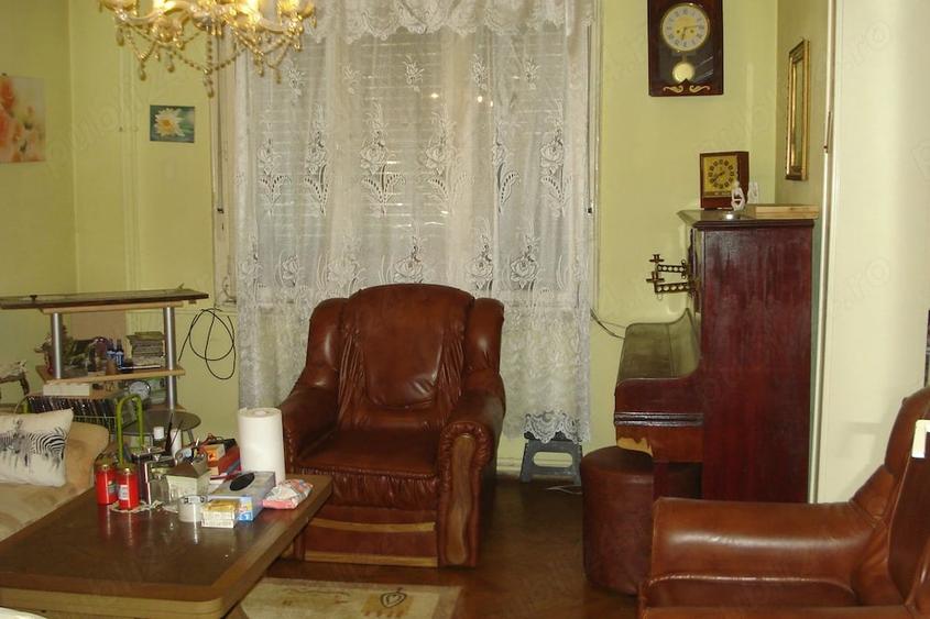 Casă cu 3 camere cu Teren 630 Mp în Bălcescu