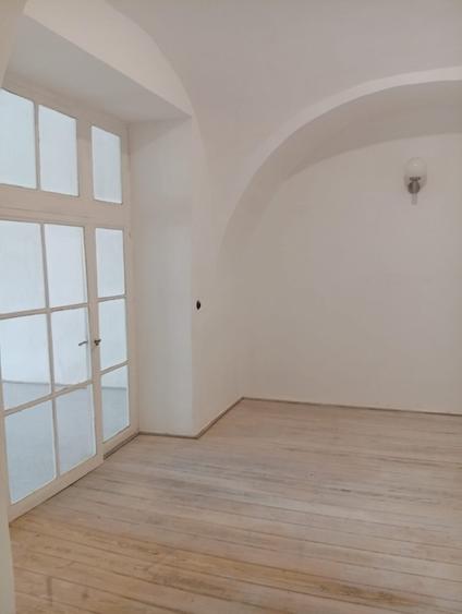 Apartament 2 camere, 75 mp utili, cladire istorica, la km 0 al Clujului! - 8
