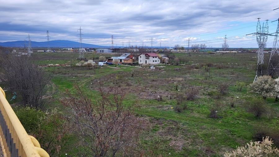 Teren Construcții intravilan de 2134 mp, în Nord-Vest