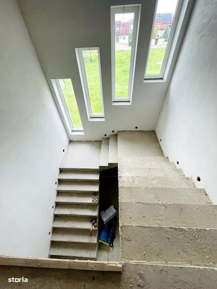 Casă cu 4 camere în Rontău
