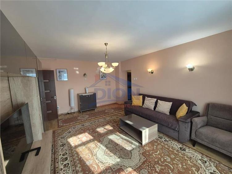 Apartament cu 2 camere semidecomandat în Timpuri Noi