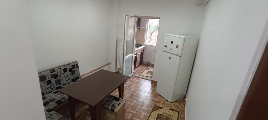 Garsonieră decomandată, mobilată în Tătărași
