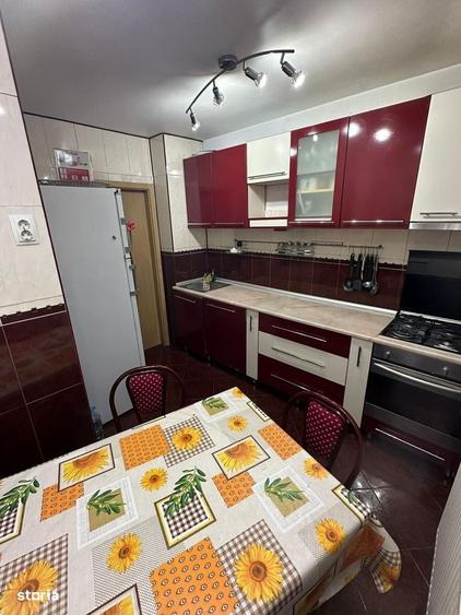 Apartament cu 4 camere în Titan