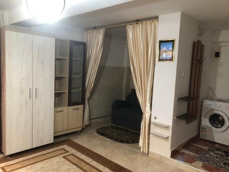 Garsonieră semidecomandată, mobilată în Bulgaria