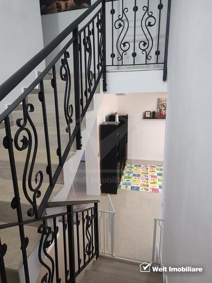Casă individuală cu 6 camere cu Canalizare în Apahida