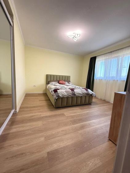Casă cu 4 camere cu Teren 1014 Mp în Smeura