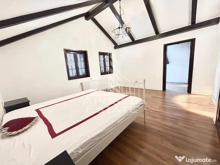 Casă cu 5 camere cu Teren 500 Mp în Sânmihaiu Român