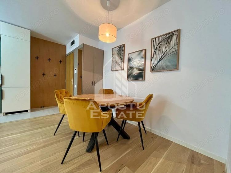 Apartament cu 3 camere semidecomandat în Circumvalațiunii