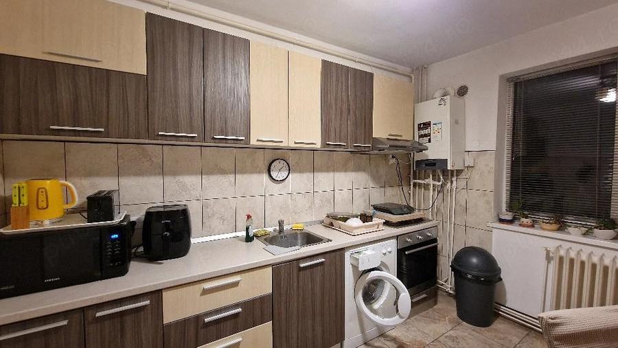 Apartament cu 2 camere decomandat în Plopilor