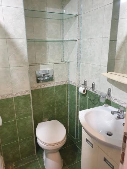 Apartament cu 2 camere nedecomandat în Central