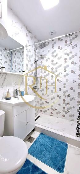 Apartament cu 2 camere semidecomandat, mobilat în Central