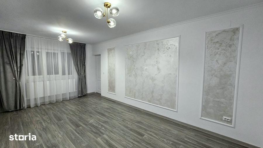 Casă cu 6 camere cu Teren 500 Mp în Central