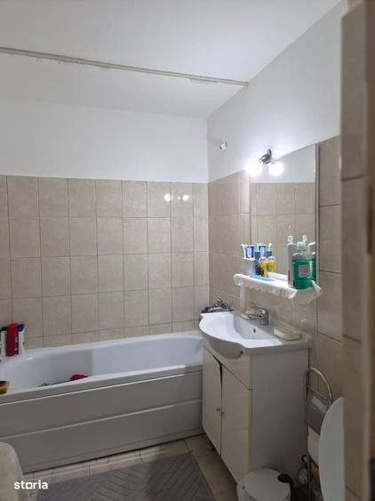 Apartament cu 3 camere decomandat în Nord
