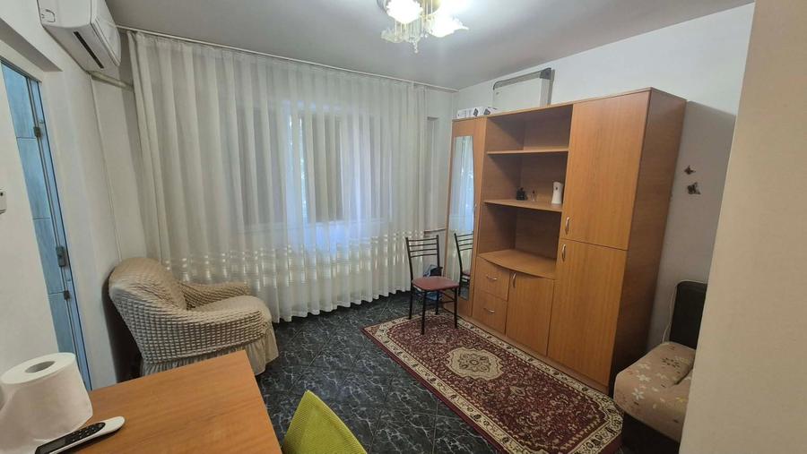 Garsonieră semidecomandată în Lacul Tei
