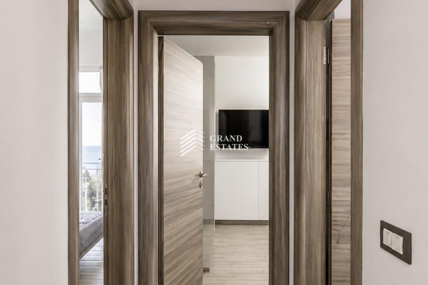 Apartament cu 3 camere decomandat, mobilat în Năvodari