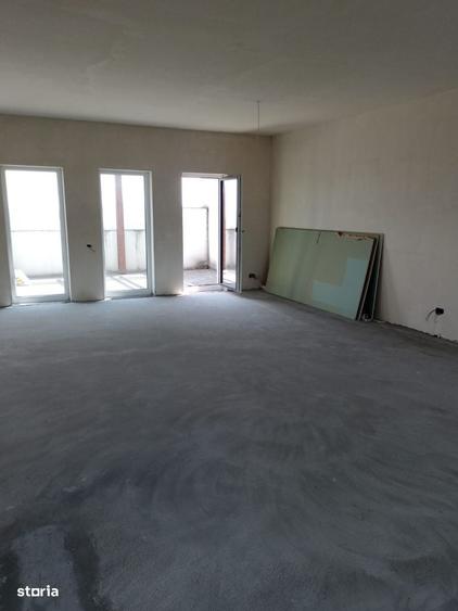 Apartament cu 4 camere în Bună Ziua