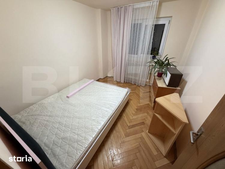 Apartament cu 4 camere în Cetate