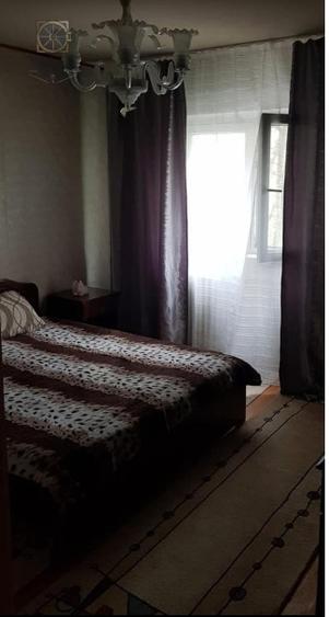 Apartament cu 3 camere decomandat, mobilat în Rahova