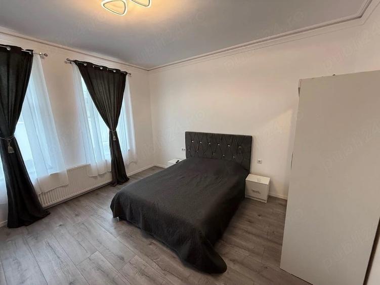Casă cu 2 camere cu Teren 500 Mp în Central