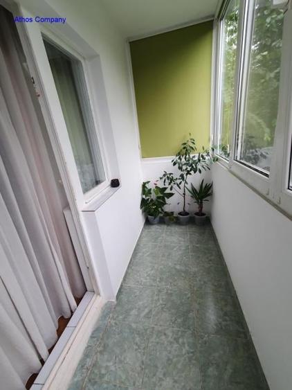 Apartament cu 4 camere, mobilat în Berceni