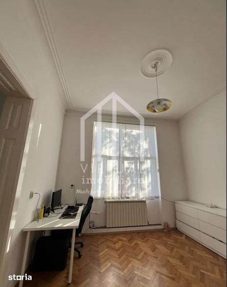 Casă cu 5 camere cu Teren 129 Mp în Trei Stejari
