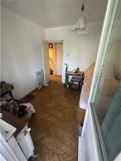 Apartament cu 3 camere decomandat în Circumvalațiunii