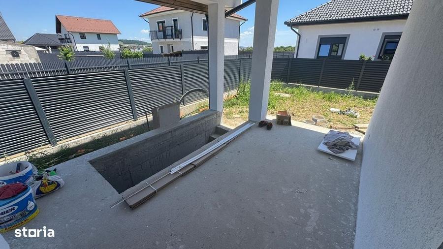 Casă cu 4 camere cu Teren 560 Mp în Cristian