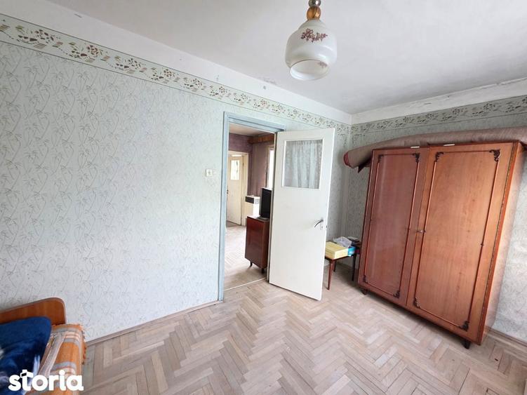 3 camere, etaj 2, zona semicentrala, balcon, termopan - 2