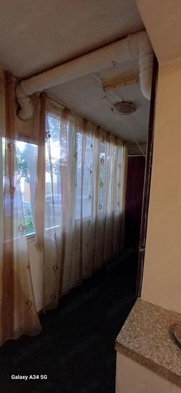 Apartament cu 2 camere semidecomandat în Berceni